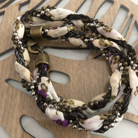 American Eagle Braided/Floral Bracelet - Picture 2 of 3